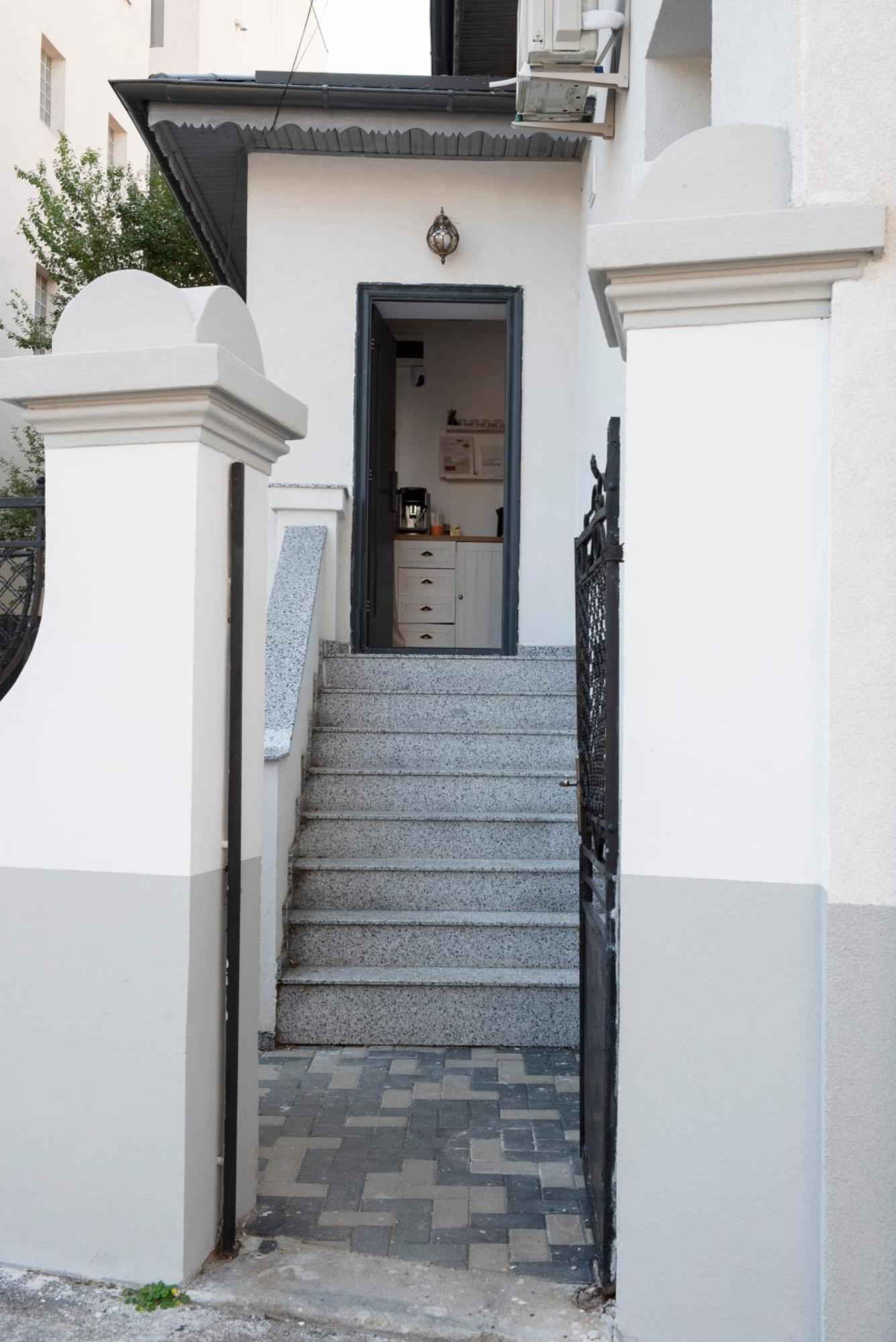 Lazynest Residence Bucareste Exterior foto