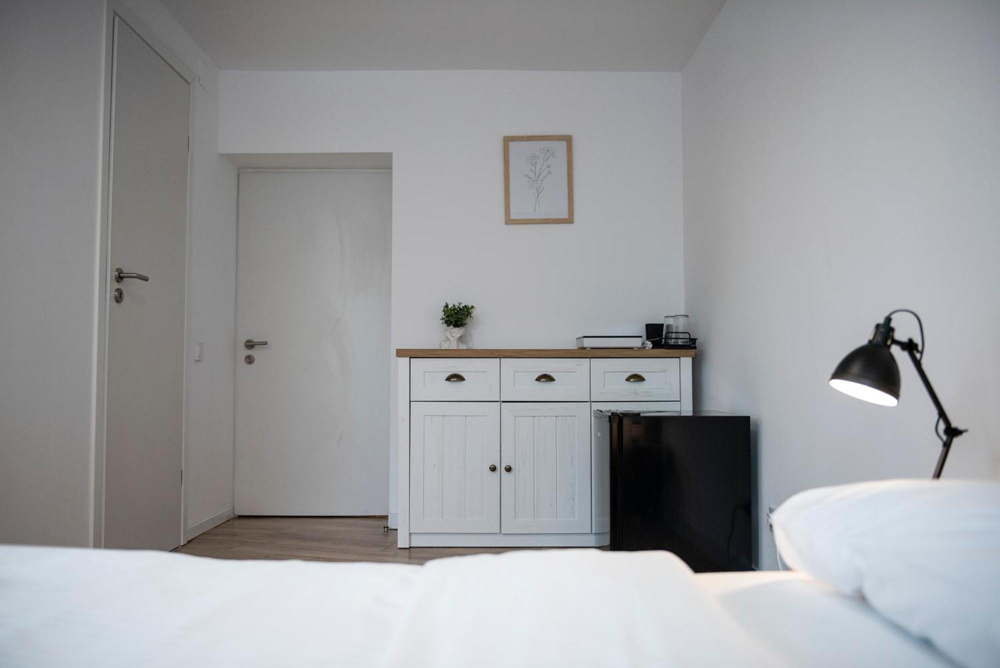 Lazynest Residence Bucareste Quarto foto